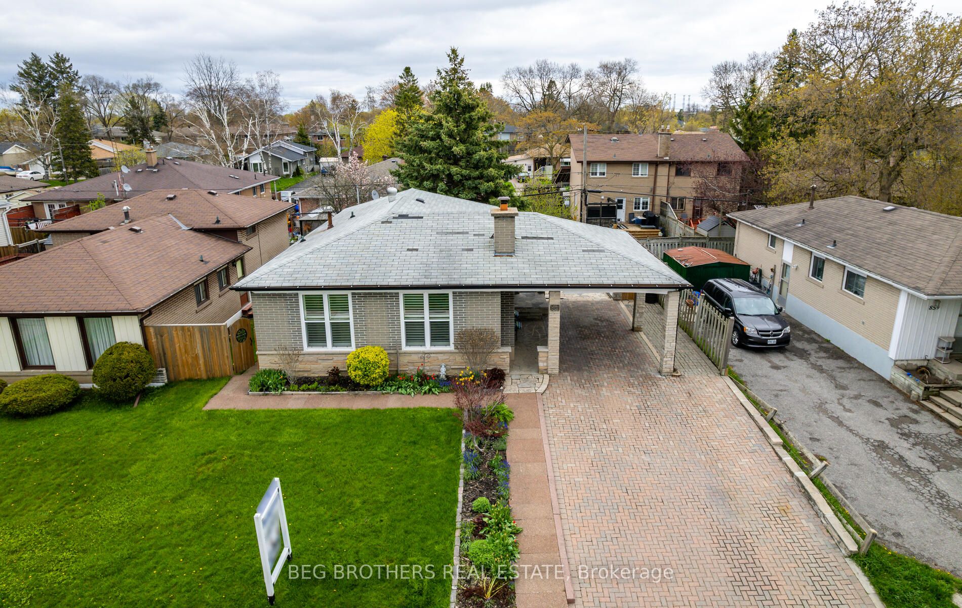 861 Liverpool Rd