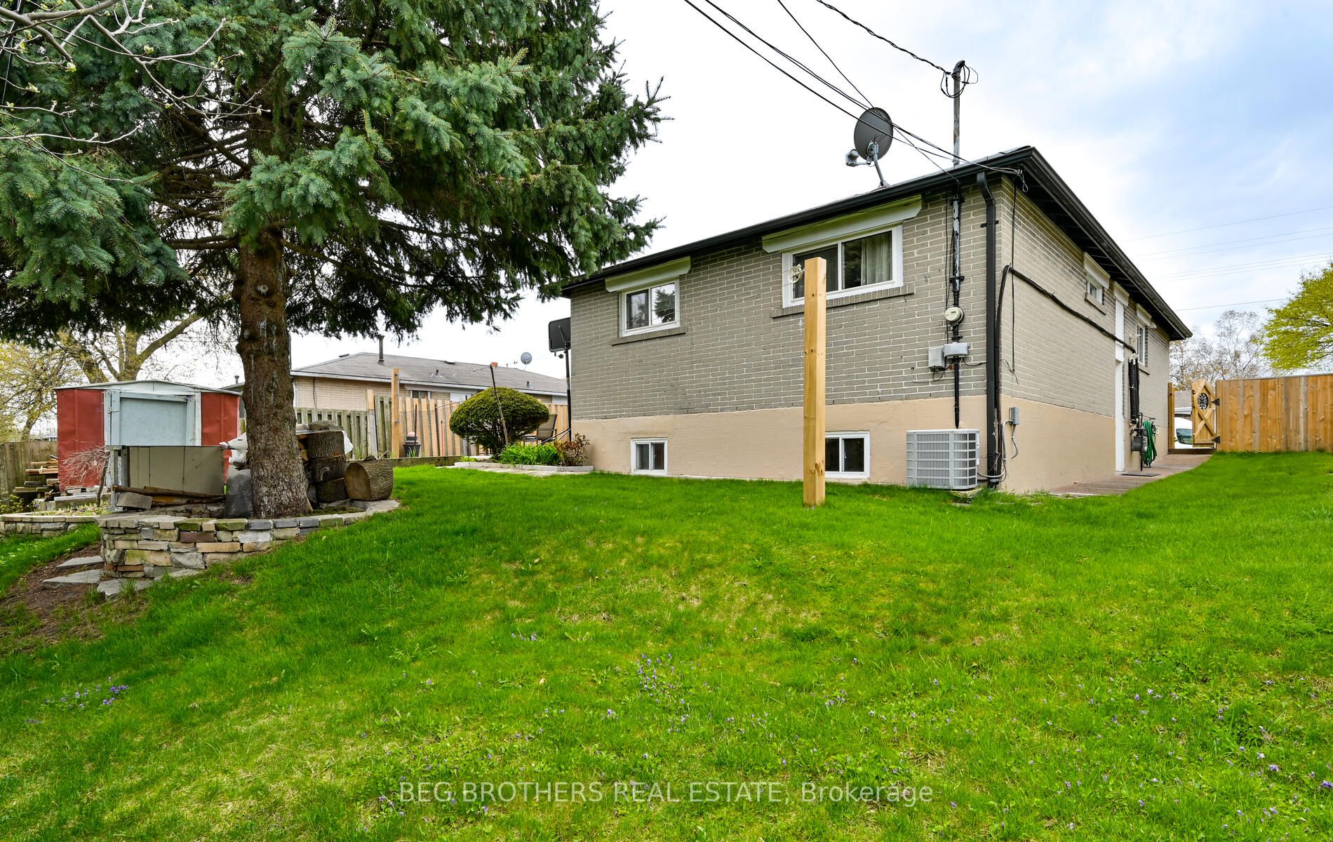 861 Liverpool Rd