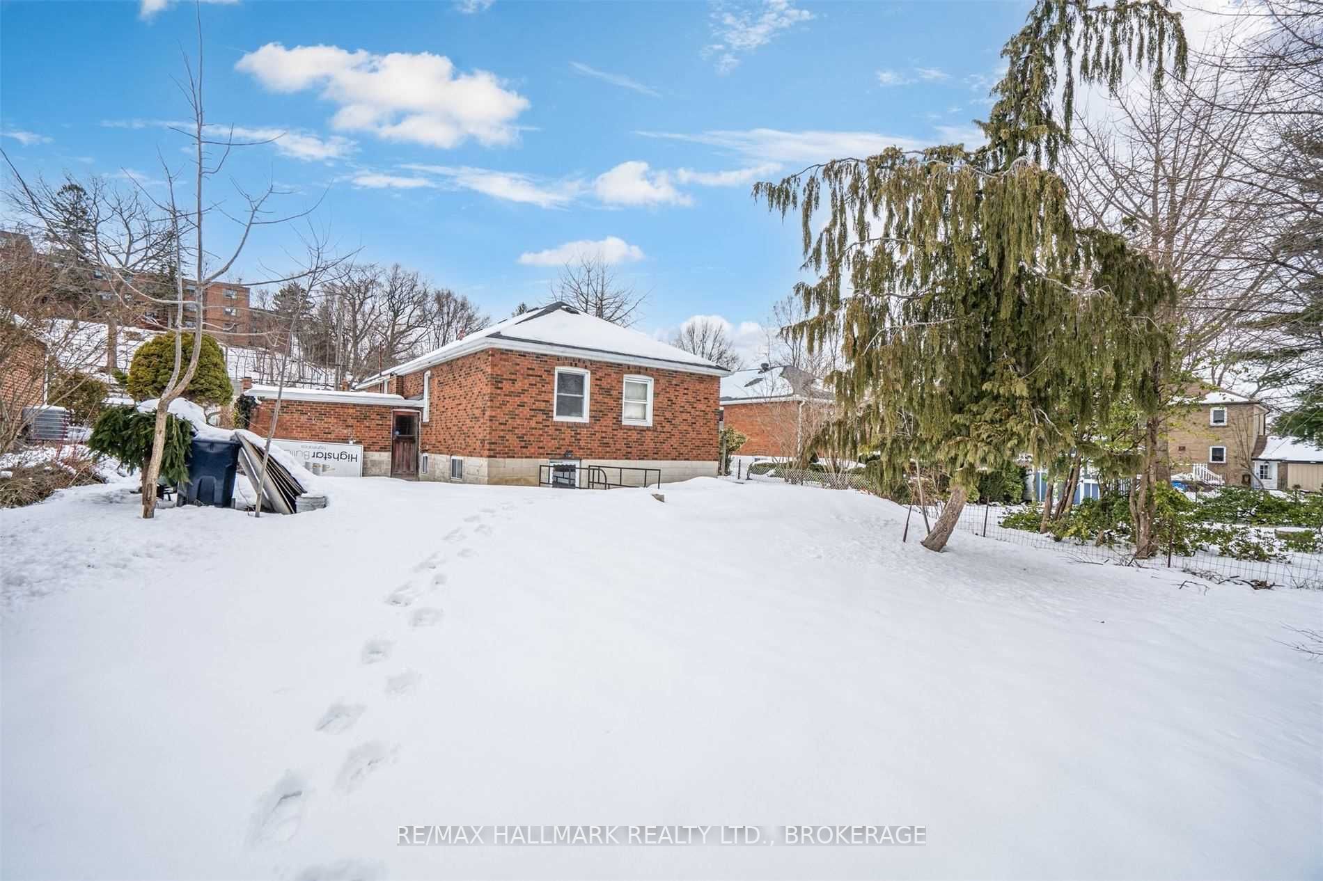9 Romana Drive