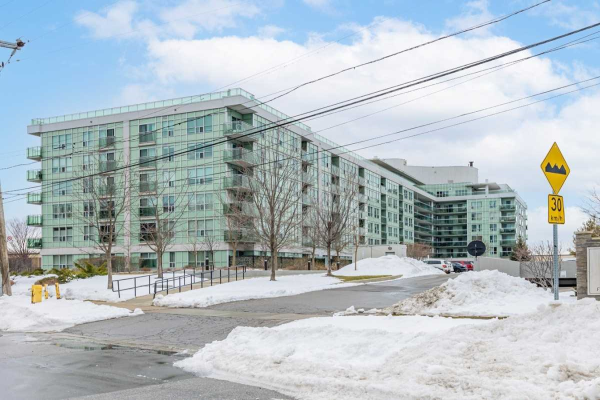 60 Fairfax Cres, Toronto