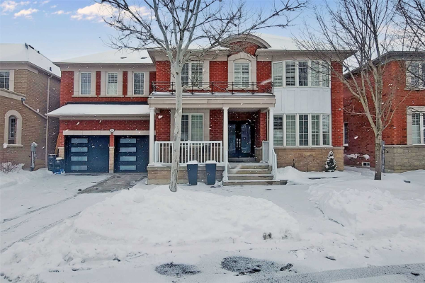 29 Weston Cres, Ajax