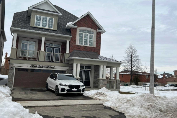 2146 Castle Hill Crt, Pickering
