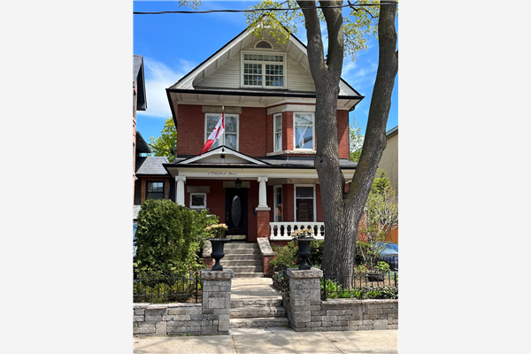 5 Ellerbeck St, Toronto