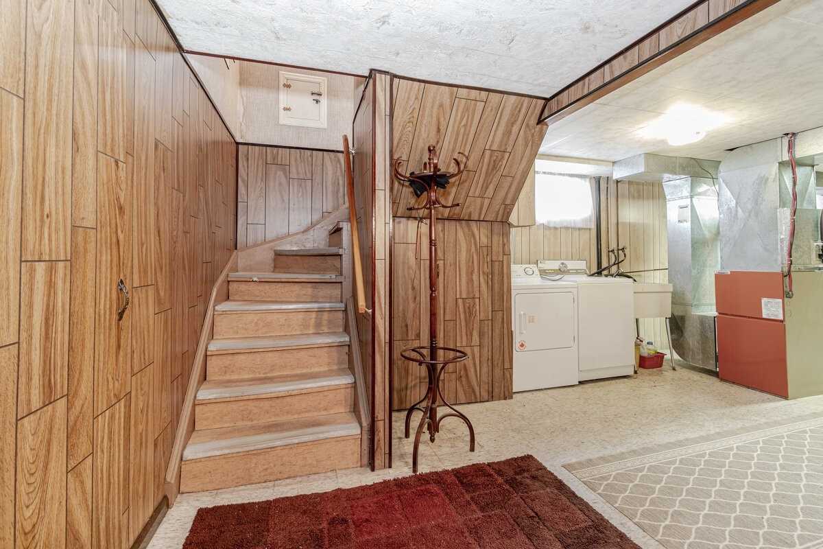 102 Central Park Boulevard S