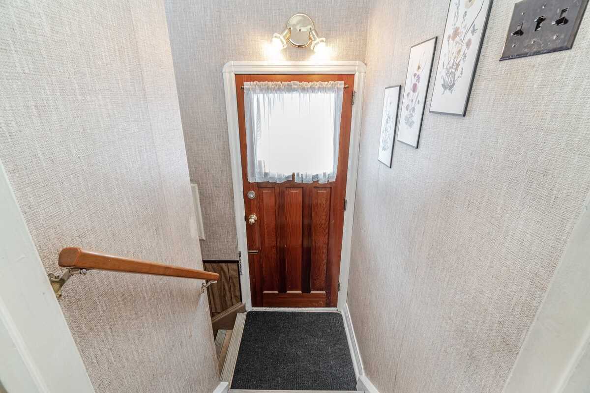 102 Central Park Boulevard S