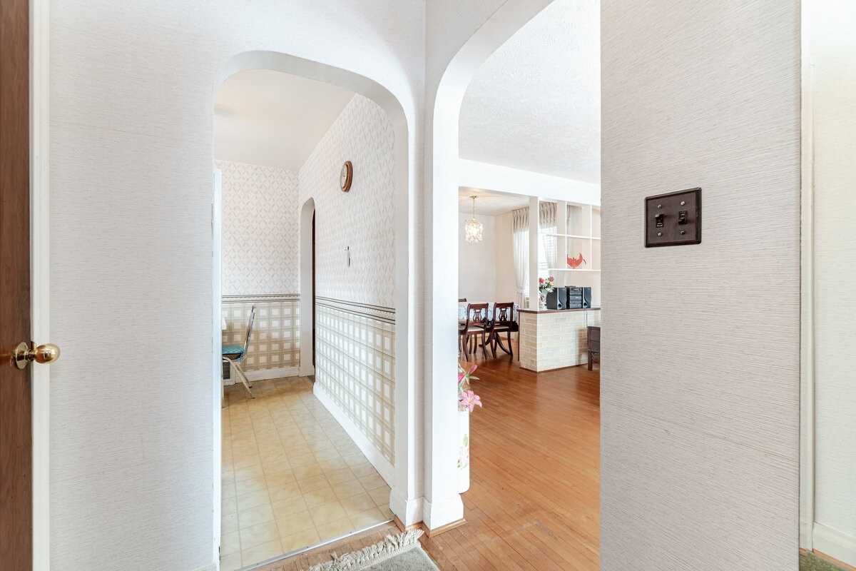 102 Central Park Boulevard S