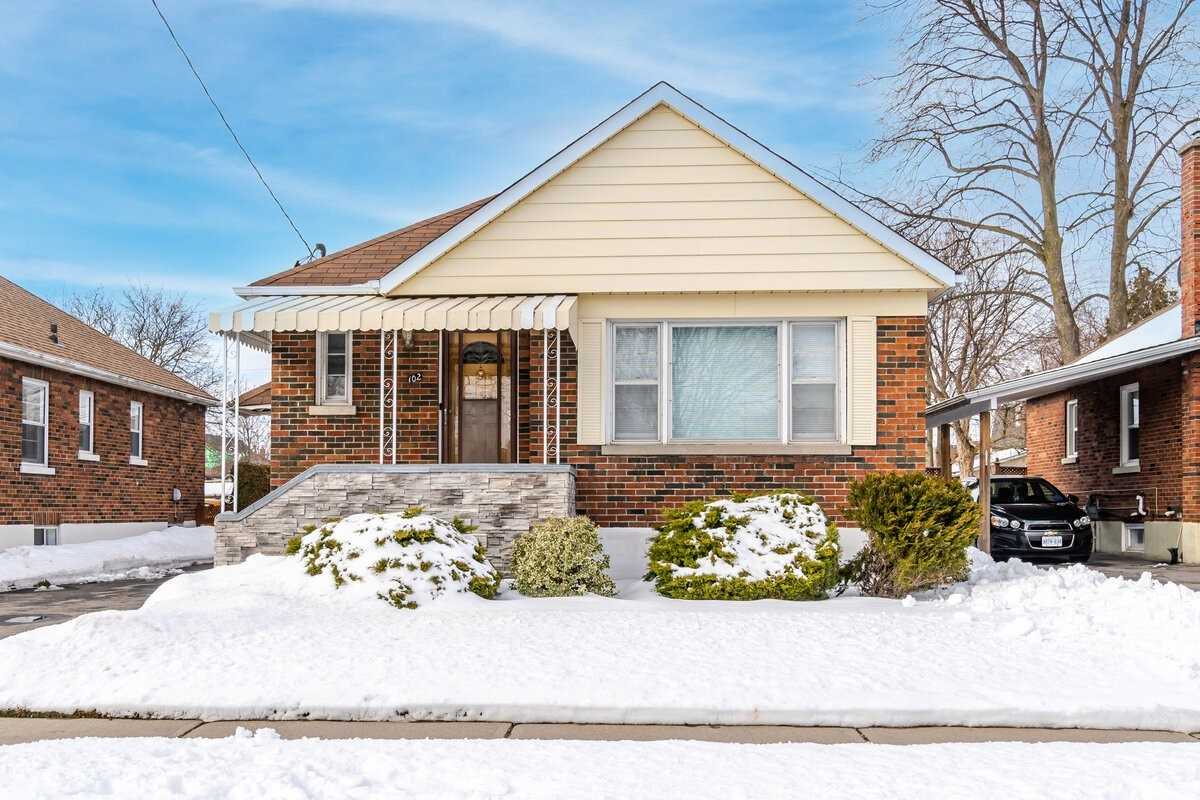 102 Central Park Boulevard S