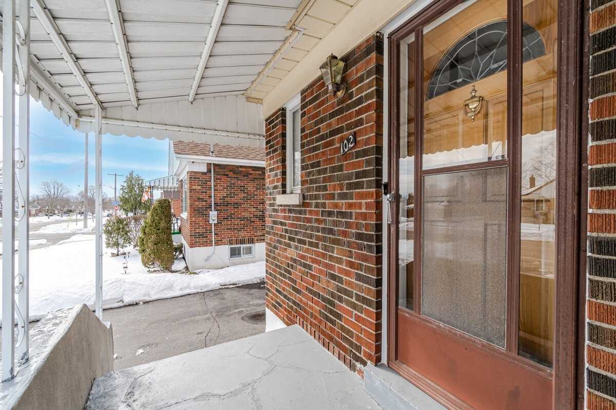 102 Central Park Boulevard S