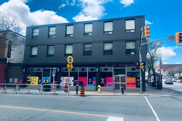 101 Dundas St W, Whitby