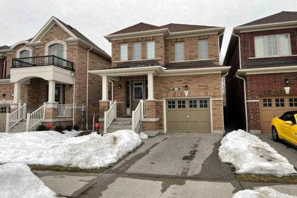 128 Bridlewood Blvd, Whitby