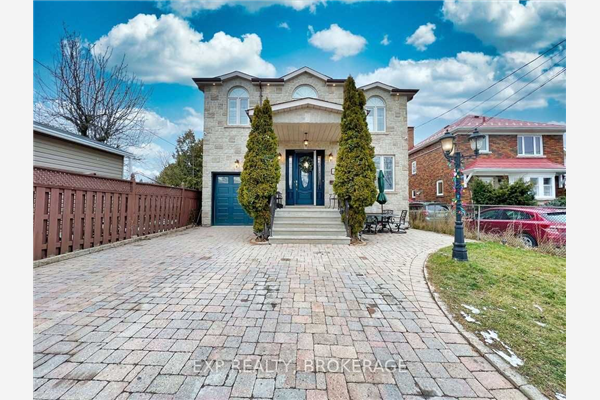 4 Davies Cres, Toronto
