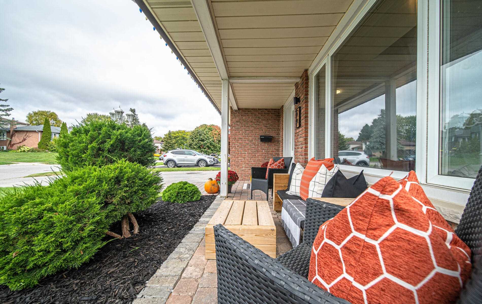 39 Rhonda Boulevard