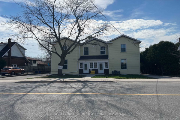 210 Henry St, Whitby