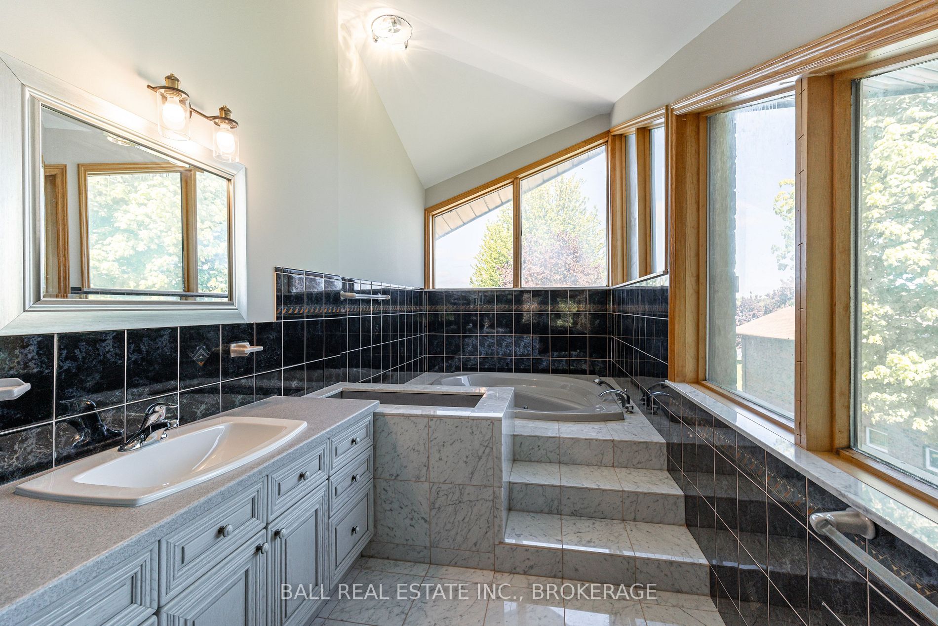 Listing E5959089 - Large Photo # 23