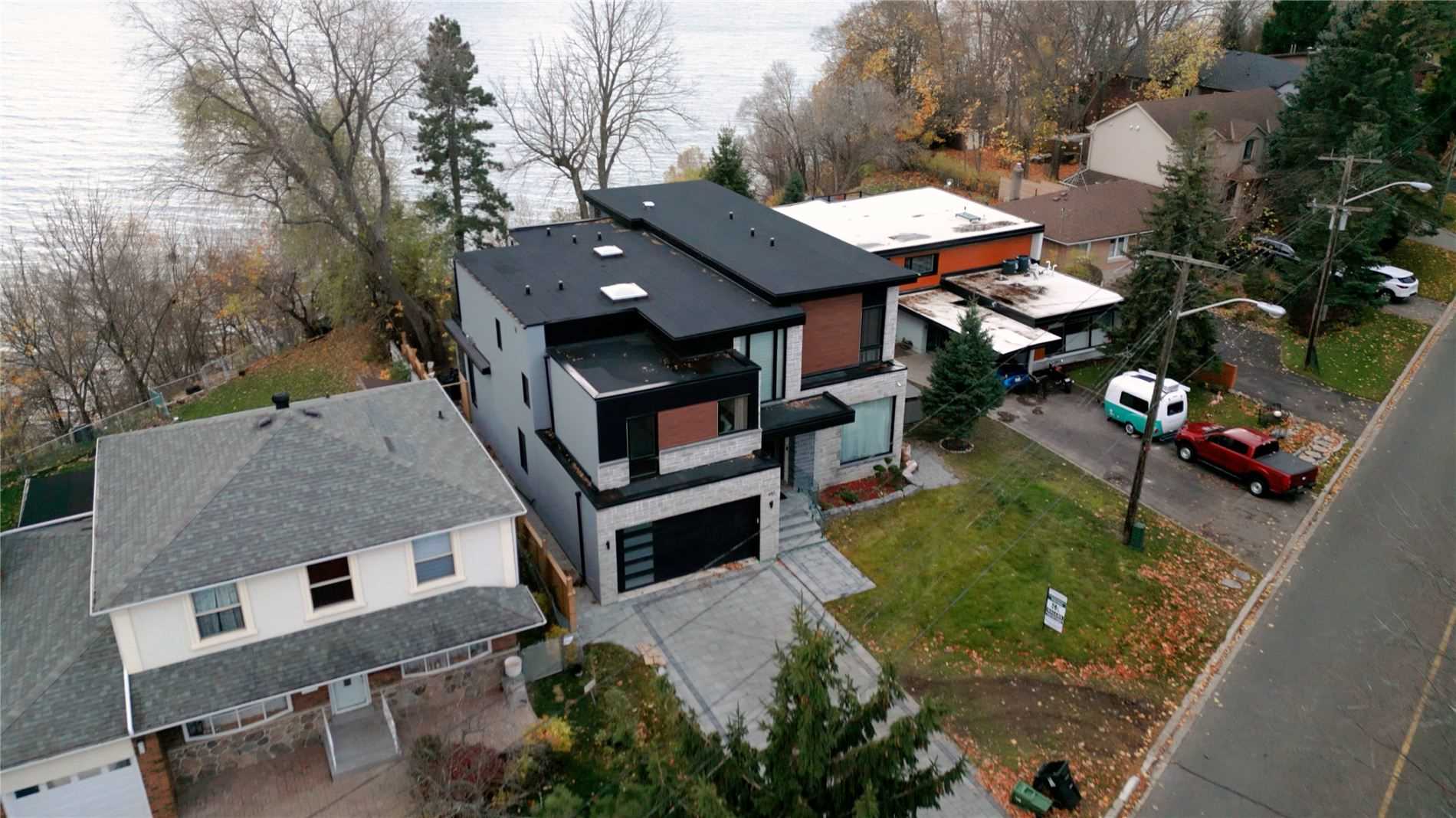 481 Guildwood Pkwy