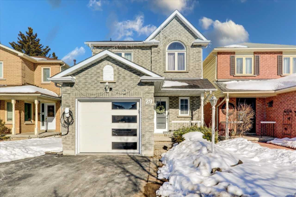 29 Poolton Cres, Clarington