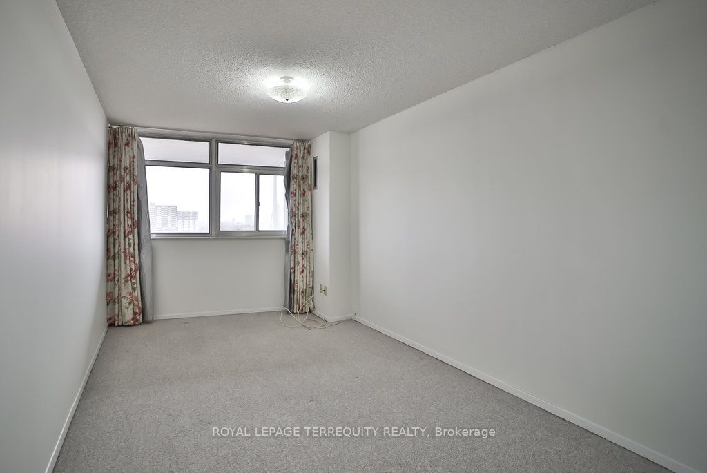 3151 Bridletowne Circ, #1607