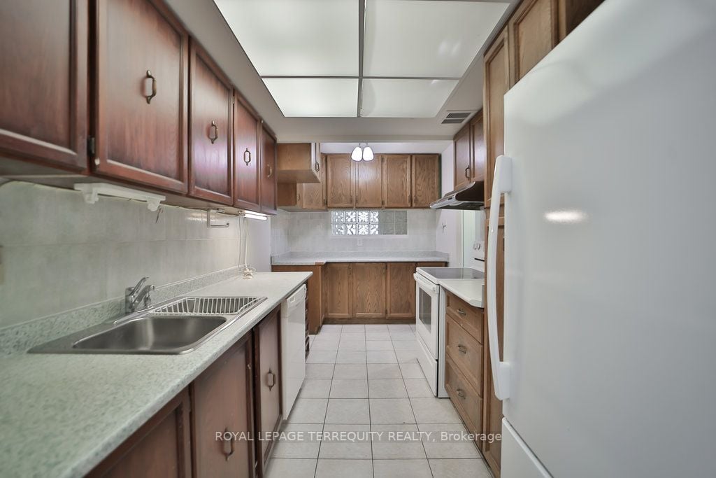 3151 Bridletowne Circ, #1607