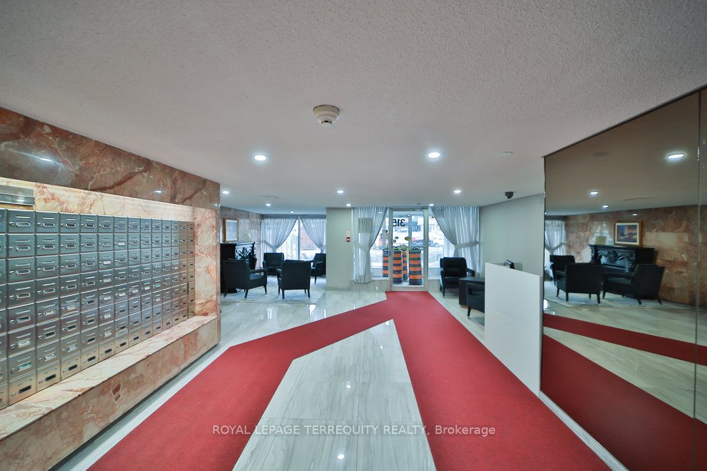 3151 Bridletowne Circ, #1607