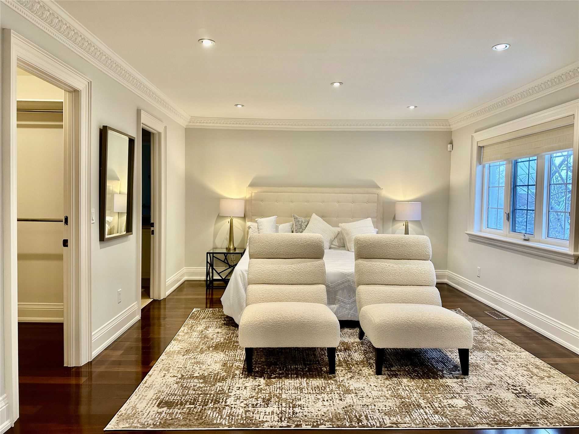 92 Hill Crescent