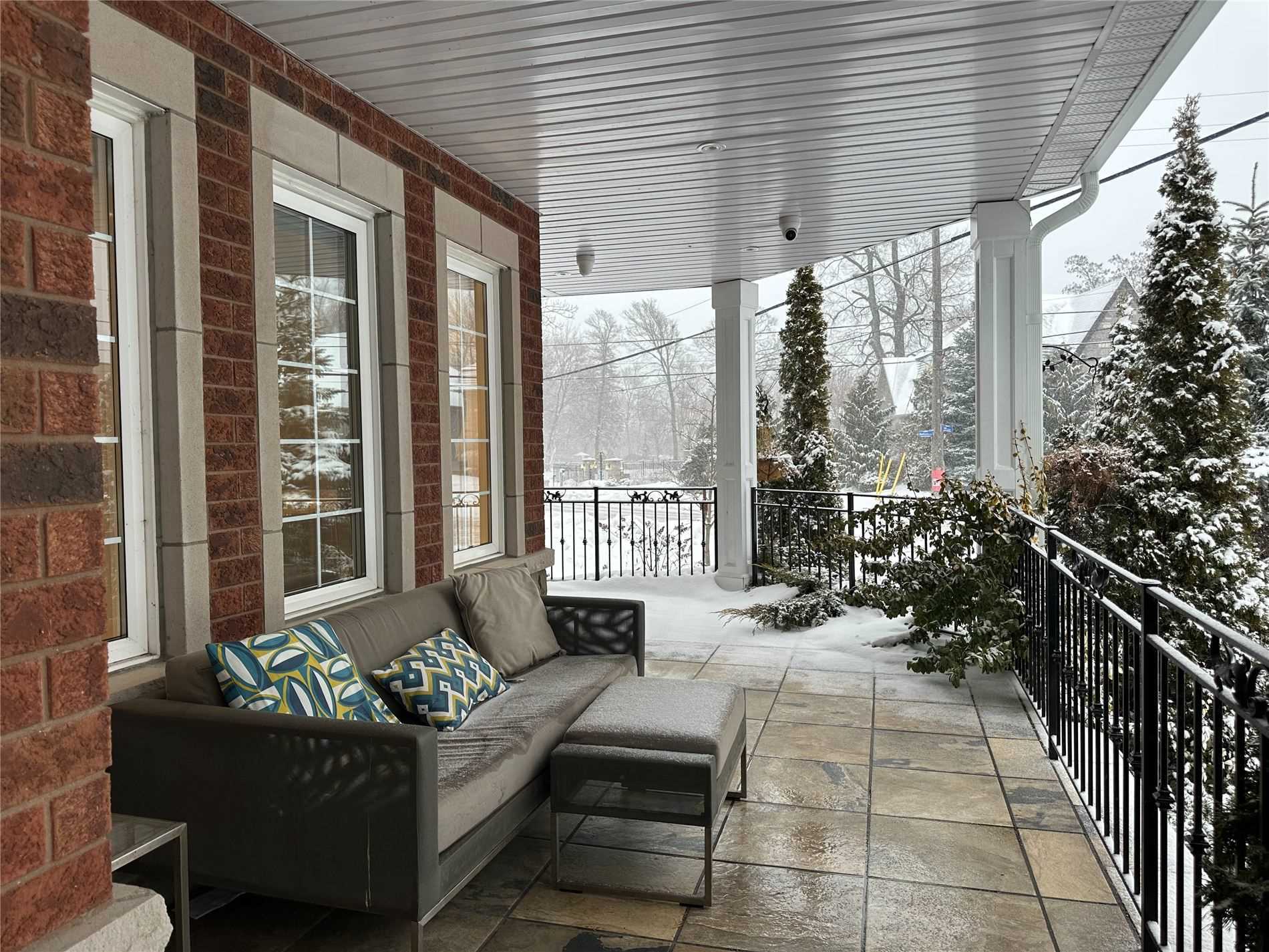 92 Hill Crescent