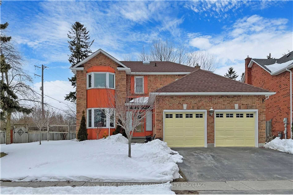 1 Carriage Lane, Clarington