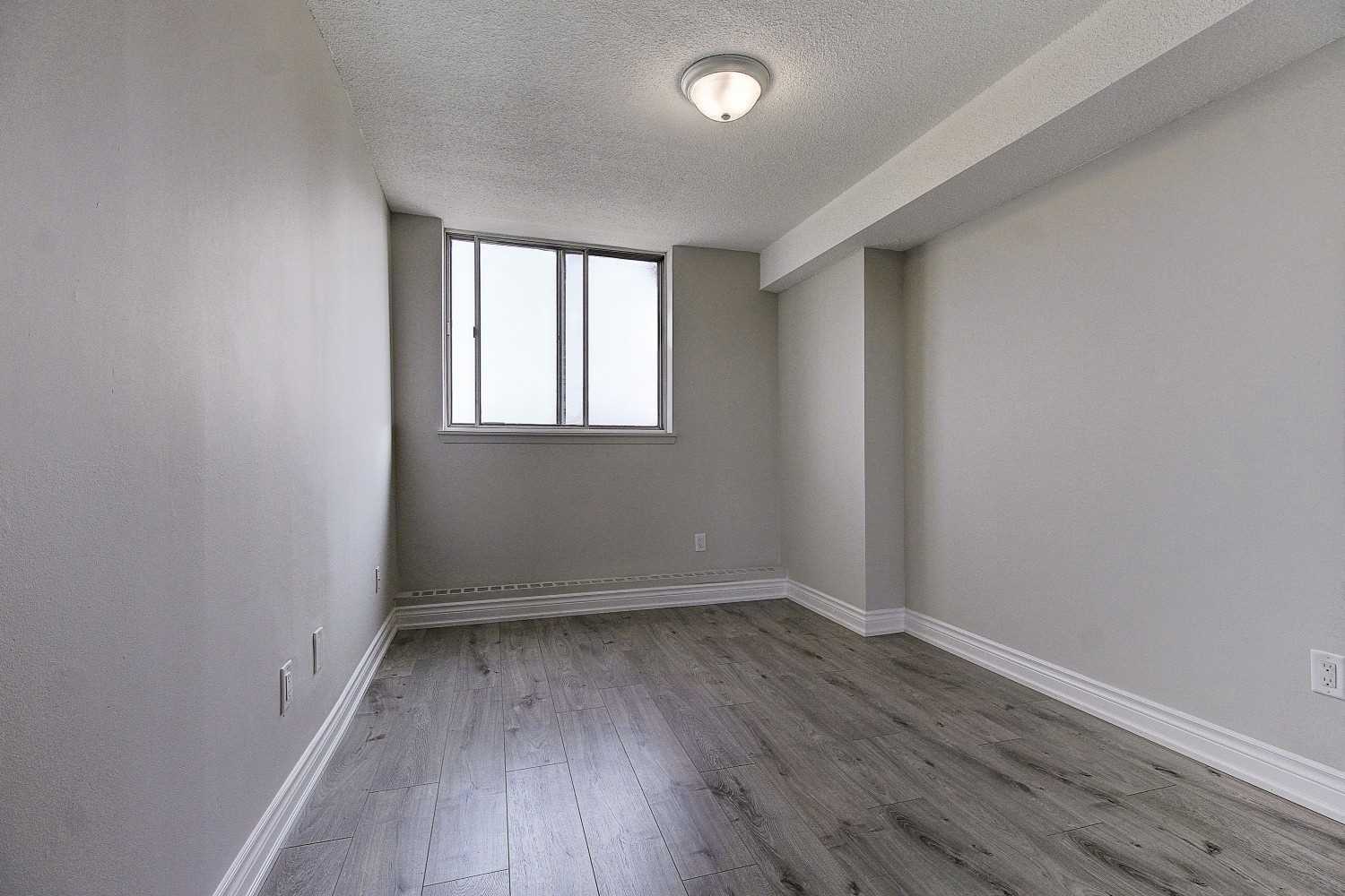 100 Wingarden Court, #605