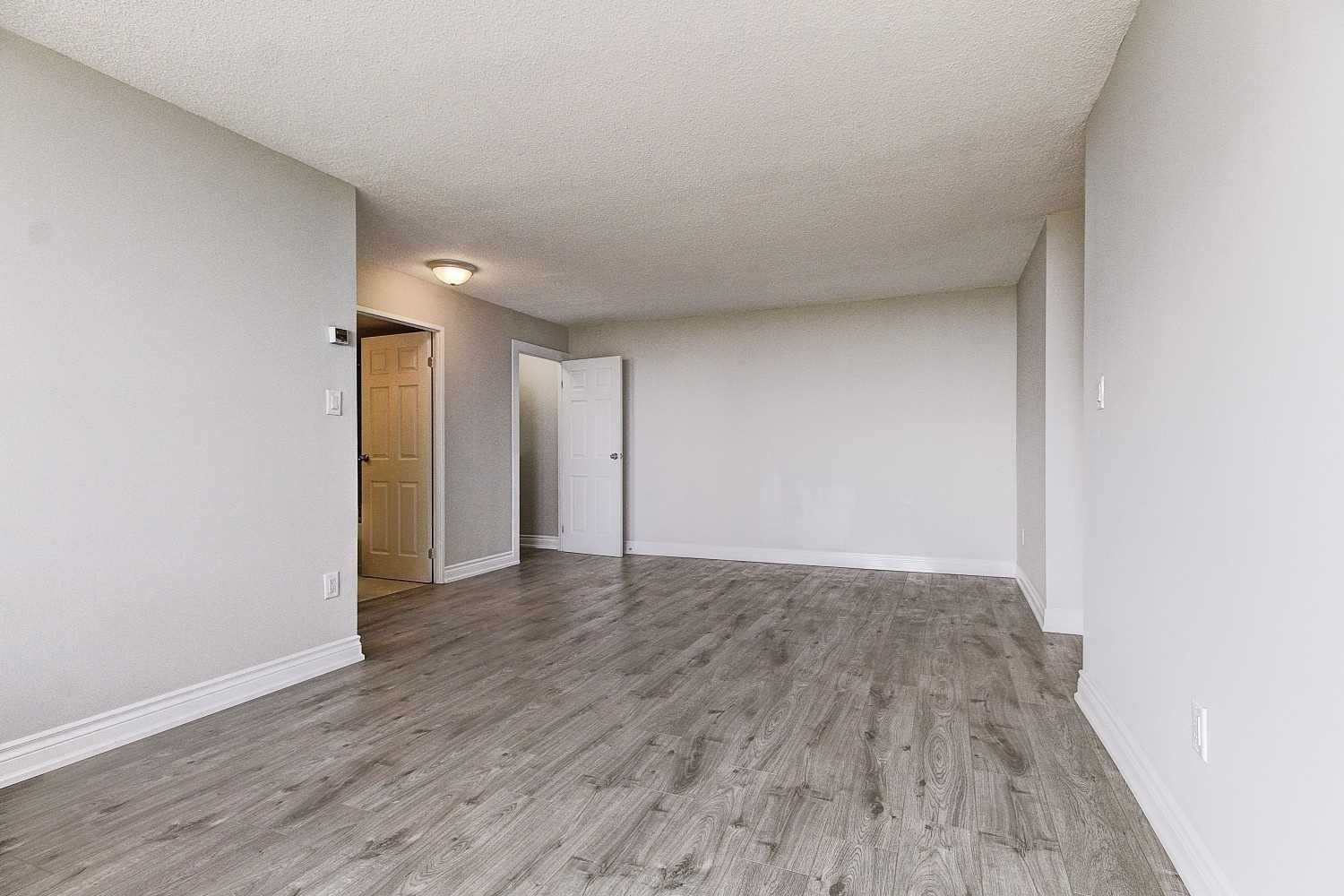 100 Wingarden Court, #605