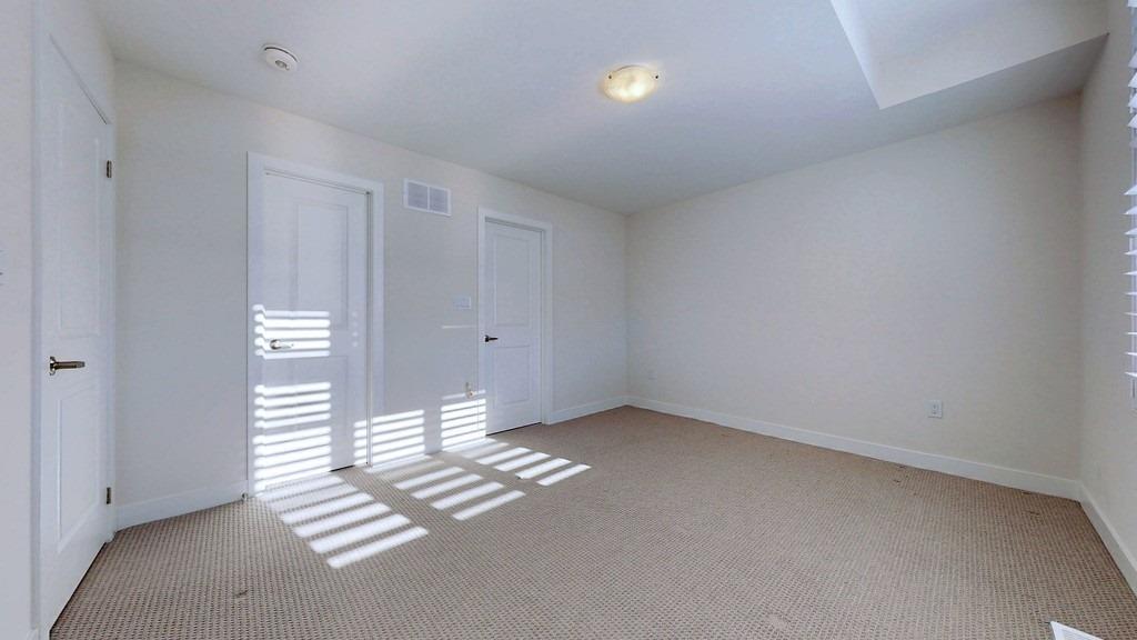Listing E5960945 - Large Photo # 35