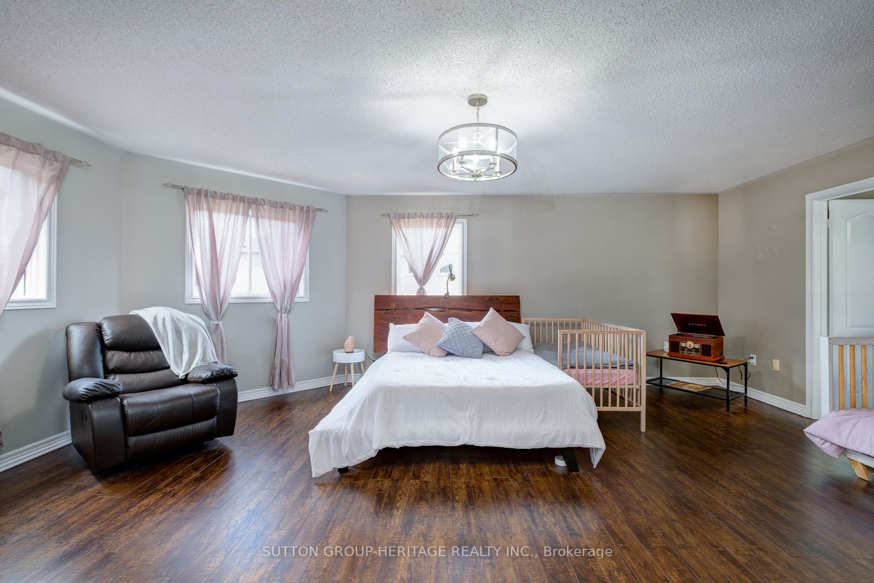 Listing E5961304 - Large Photo # 21