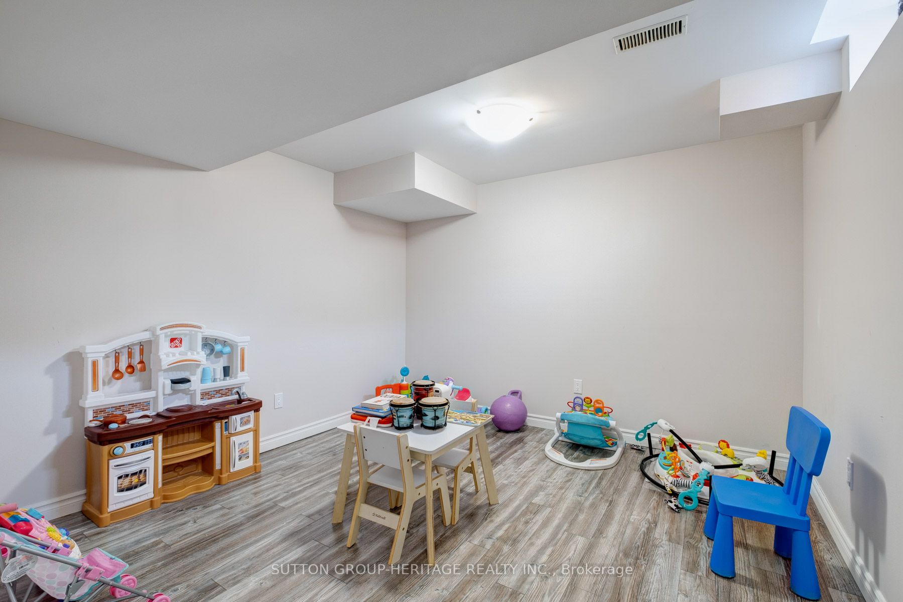 Listing E5961304 - Large Photo # 31