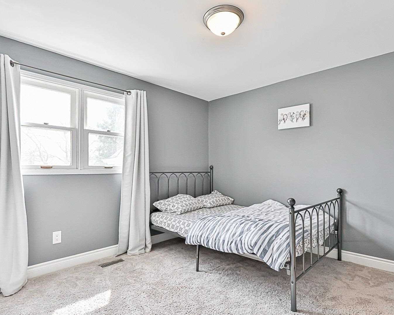 49 Fitzgerald Dr