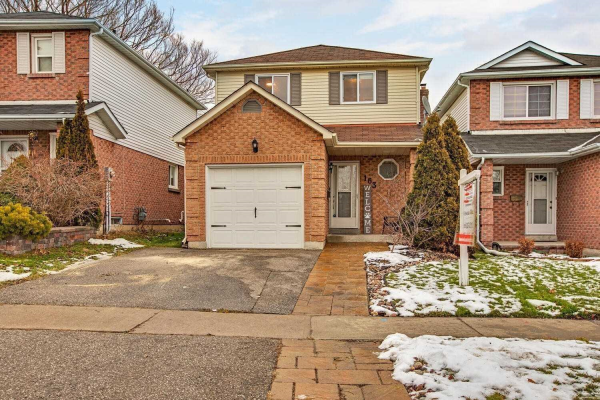 163 Lichen Cres, Oshawa
