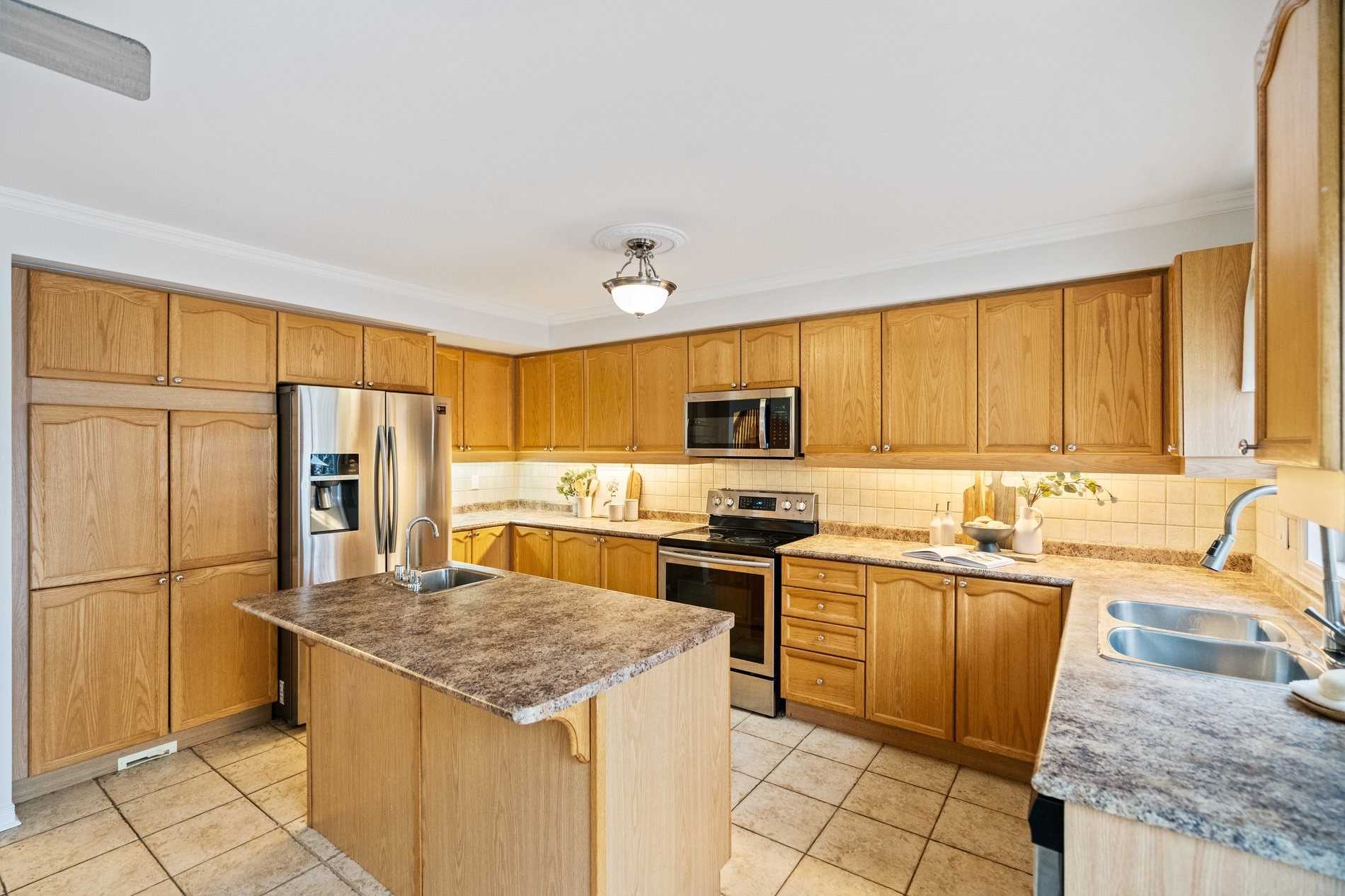 4 Carberry Crescent