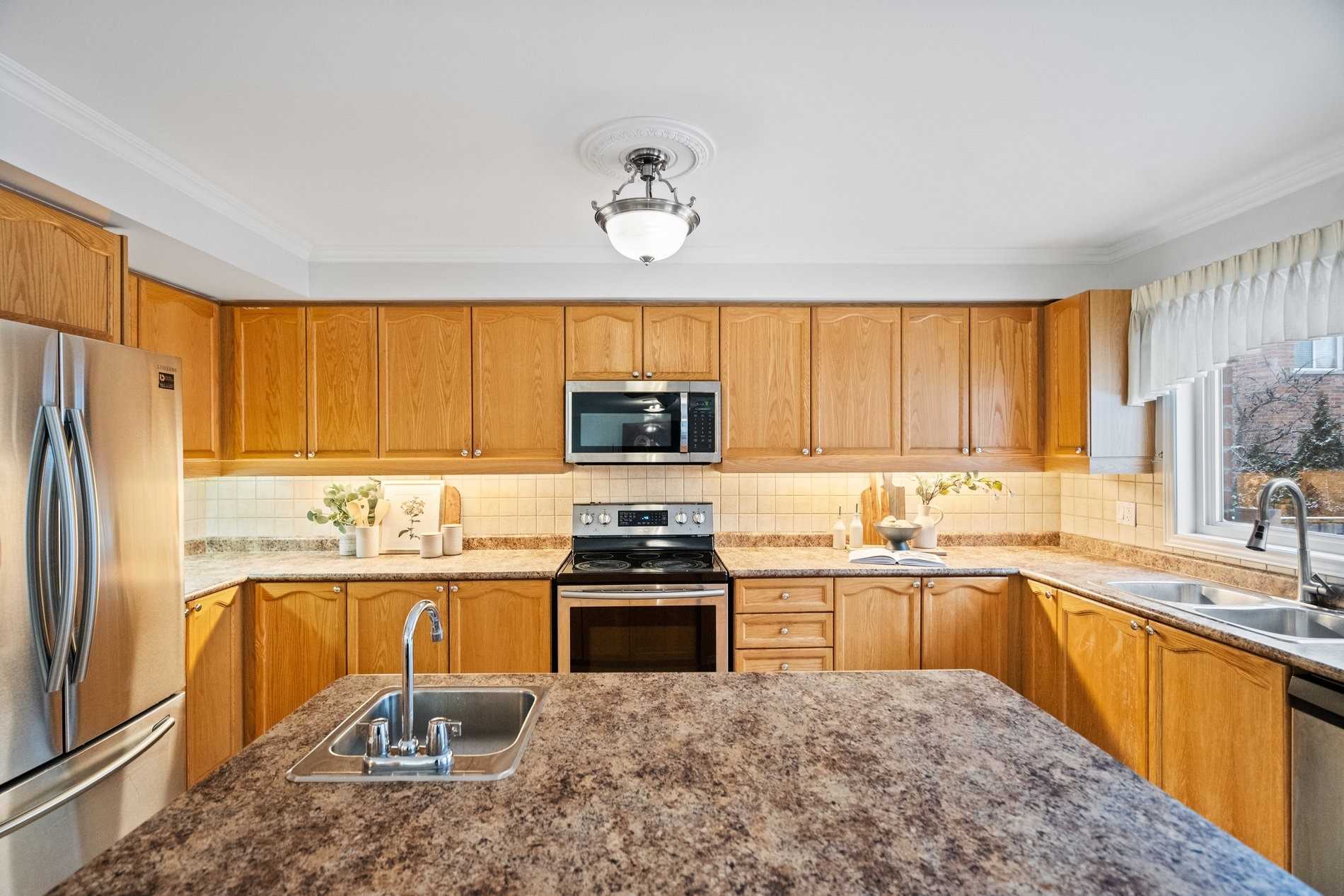 4 Carberry Crescent