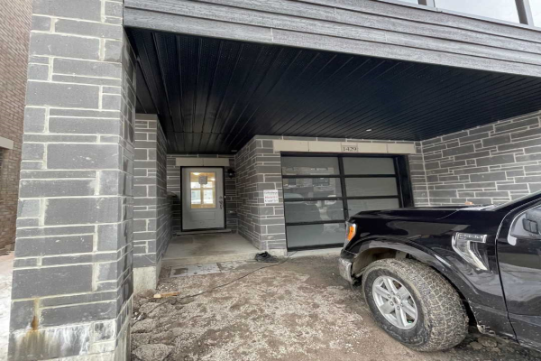 1429 Coral Springs Path, Oshawa