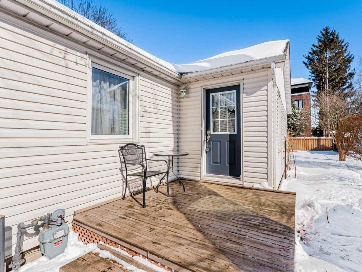 733 Marksbury Rd