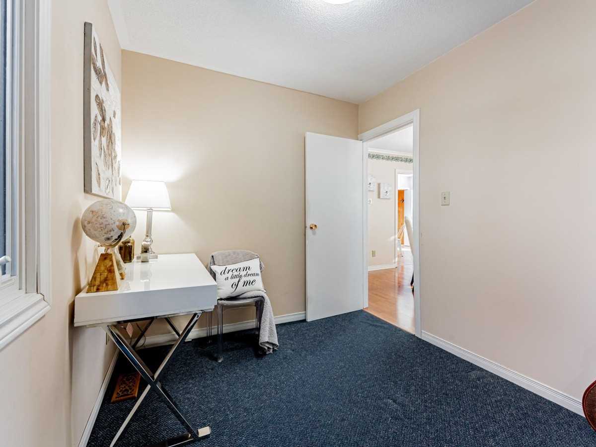 733 Marksbury Rd
