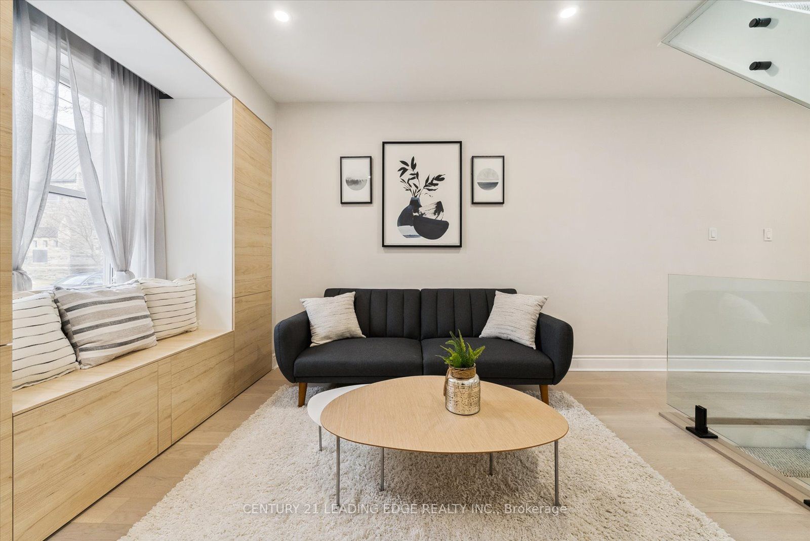 3 Lockwood Rd