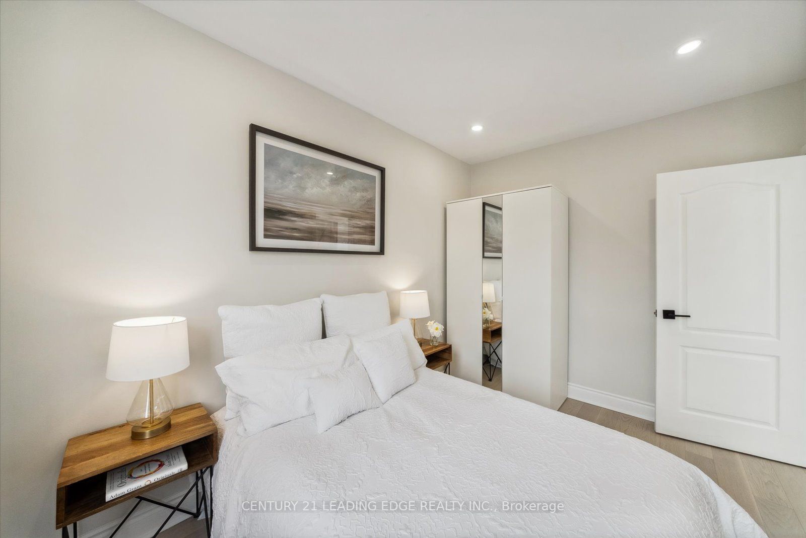 3 Lockwood Rd