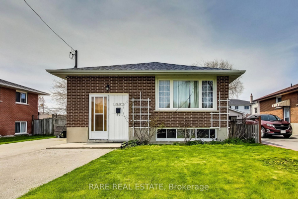 1398 Lakefield St, Oshawa