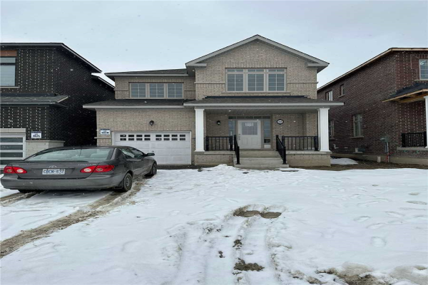 59 Mountainside Cres, Whitby
