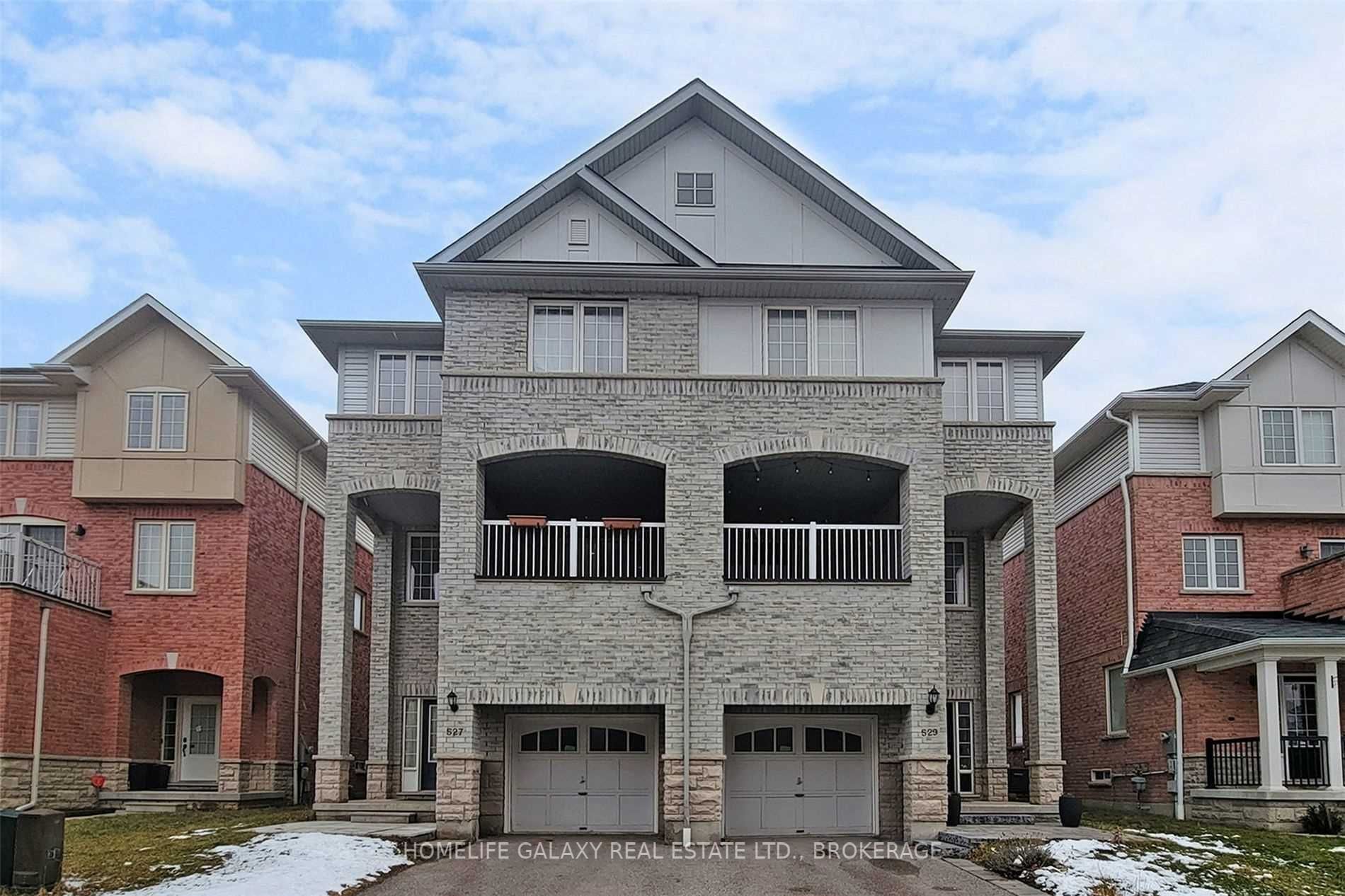 527 Rossland Road E
