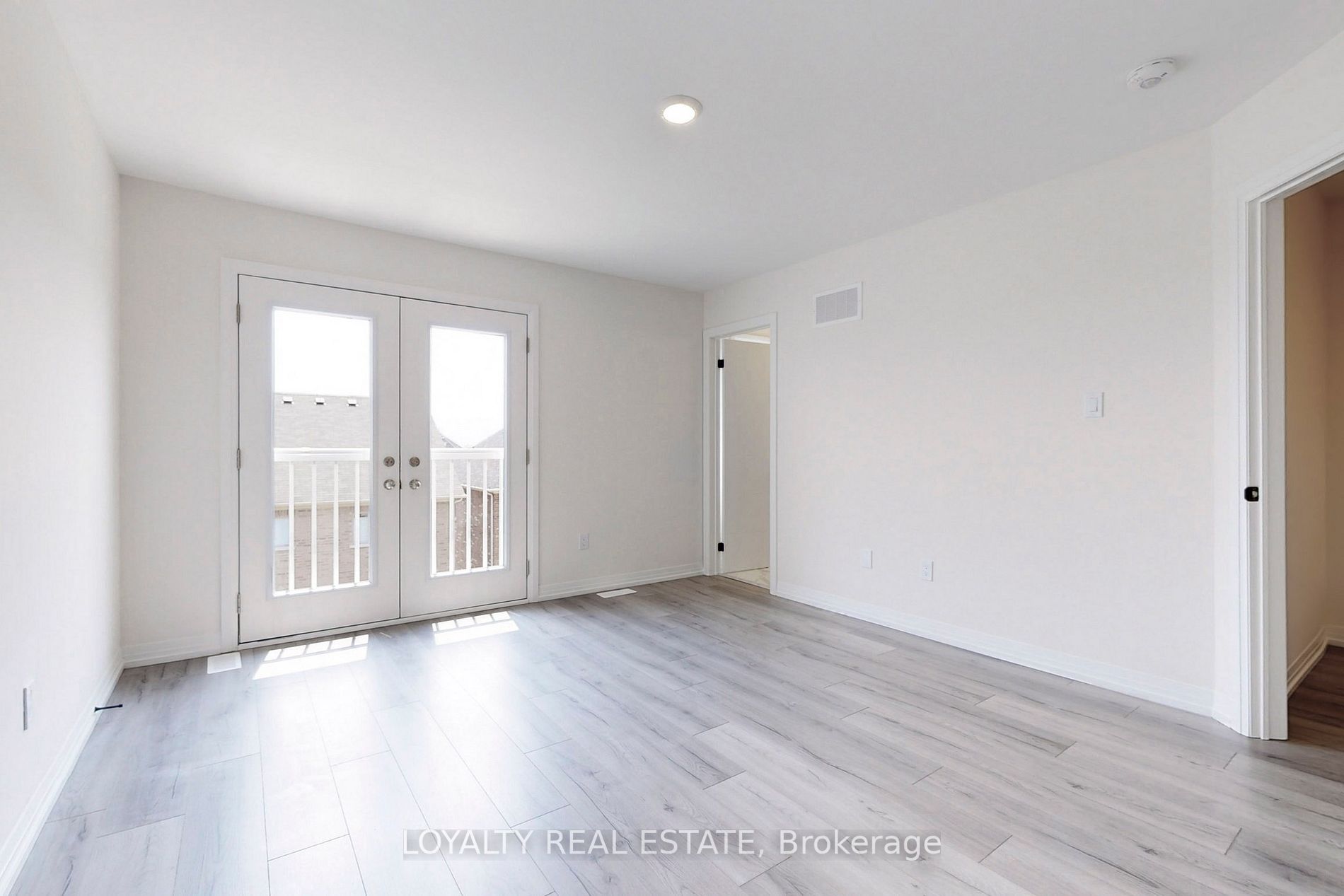 Listing E5966096 - Large Photo # 27