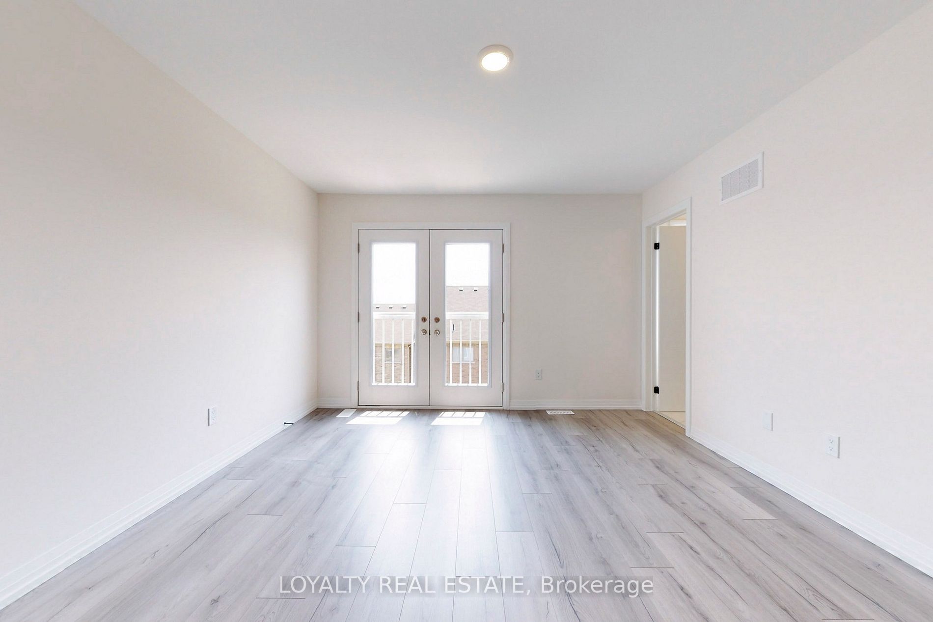 Listing E5966096 - Large Photo # 26