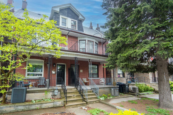 33 Strathmore Blvd, Toronto