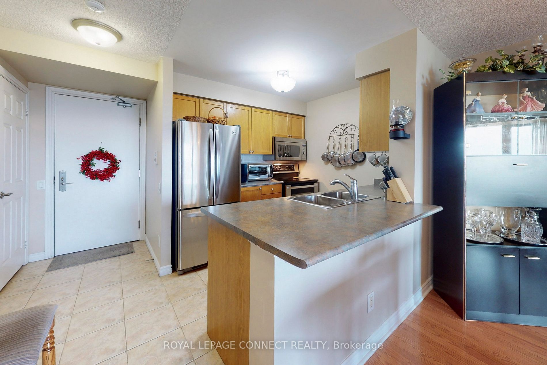 Listing E5966888 - Large Photo # 14