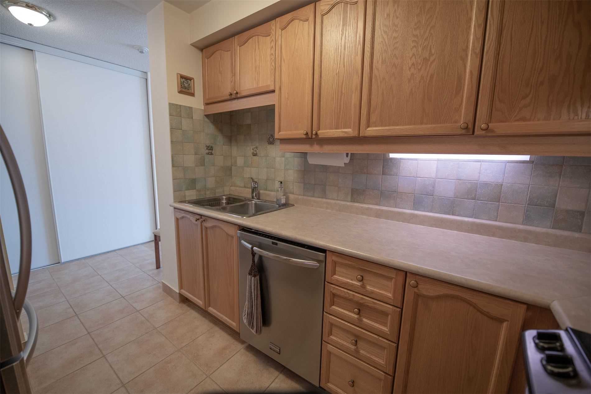 Listing E5966959 - Large Photo # 10