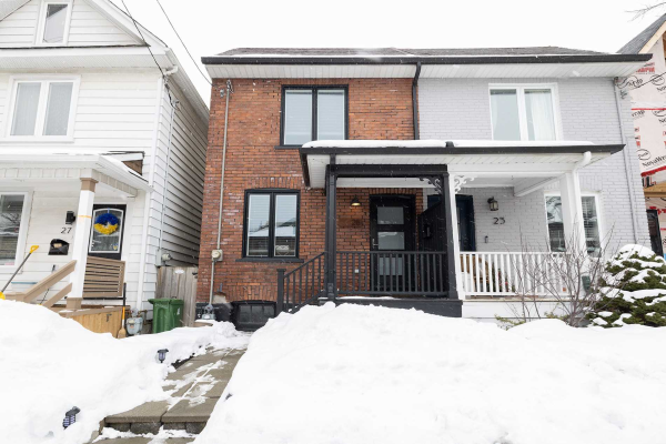 25 Queen Victoria St, Toronto