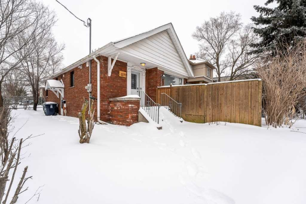 1277 Broadview Ave, Toronto